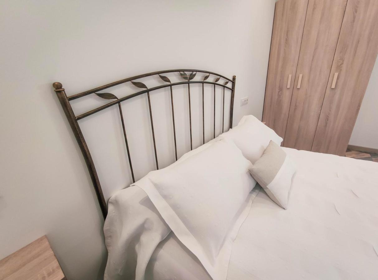 Hostal Oleo Auto Check-In Сантандер Экстерьер фото