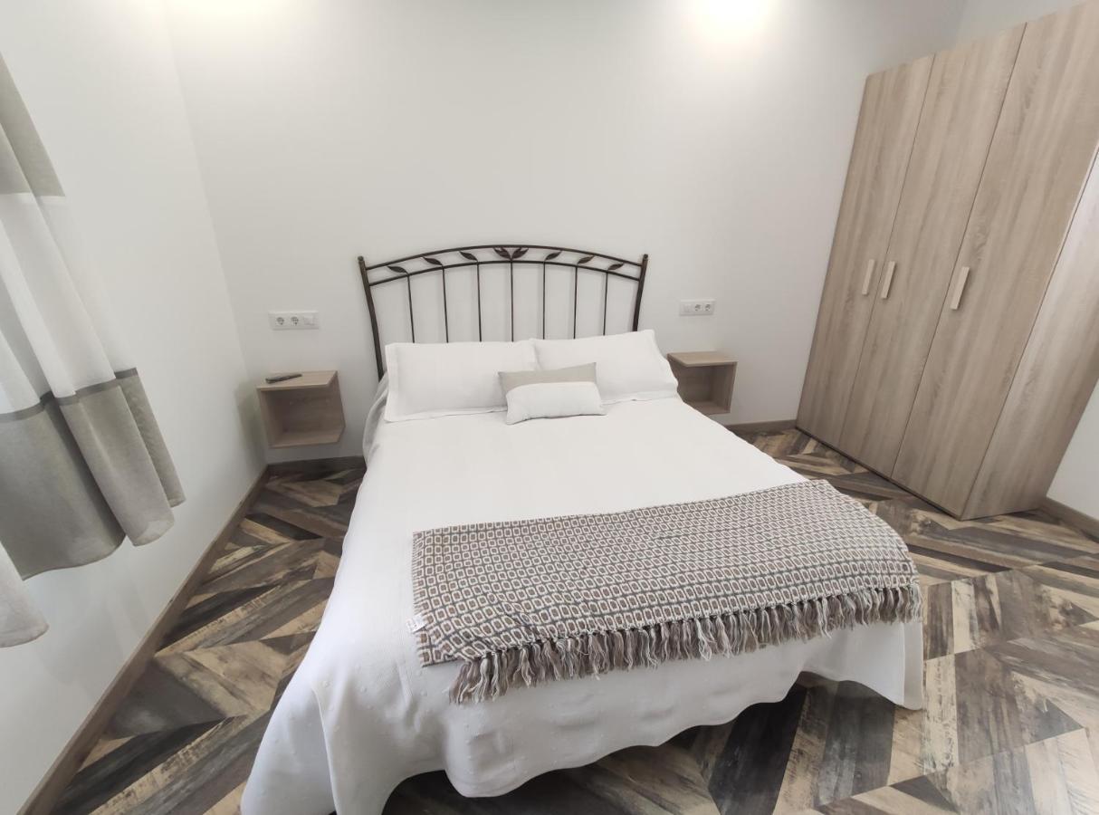 Hostal Oleo Auto Check-In Сантандер Экстерьер фото
