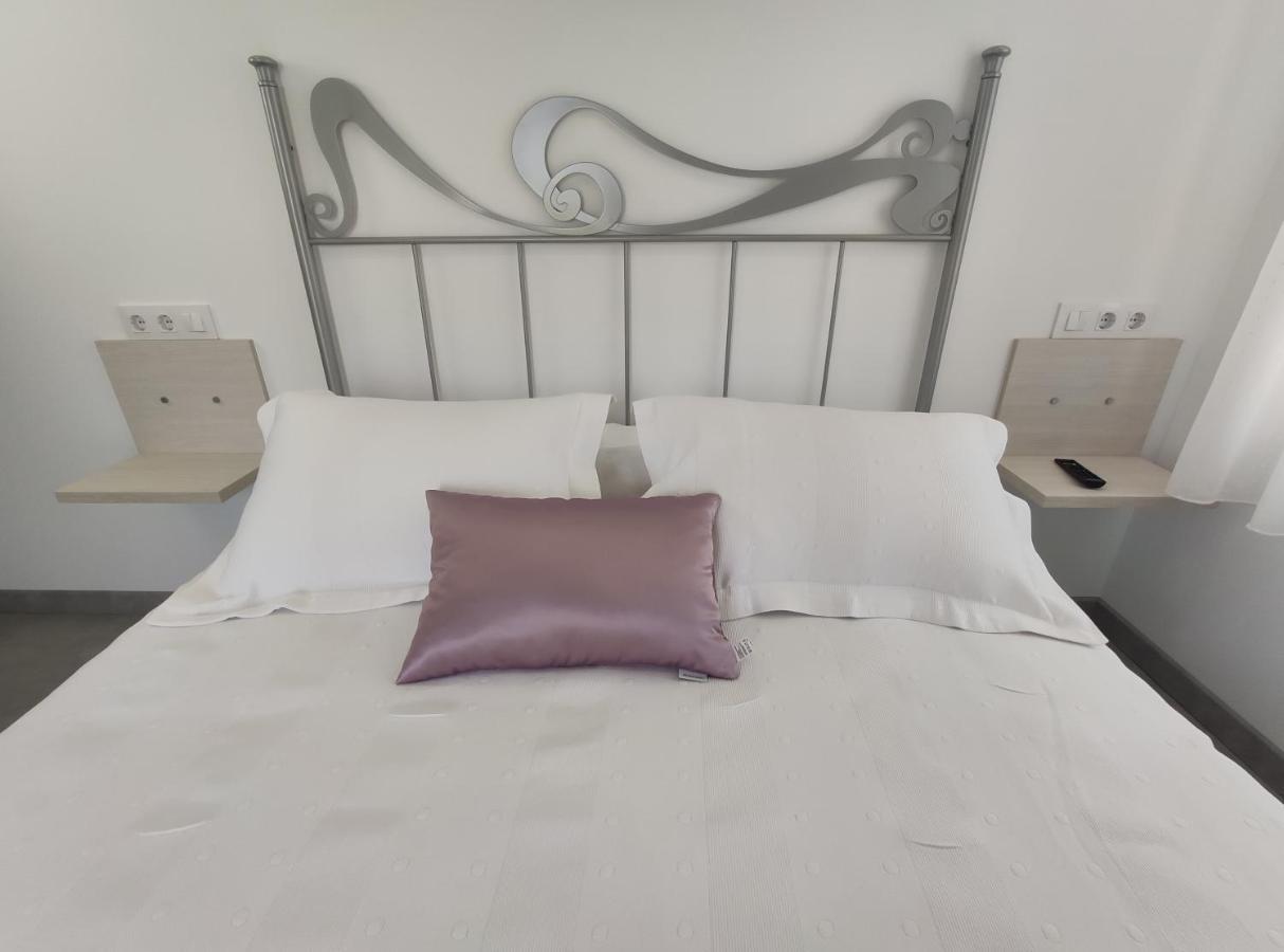 Hostal Oleo Auto Check-In Сантандер Экстерьер фото