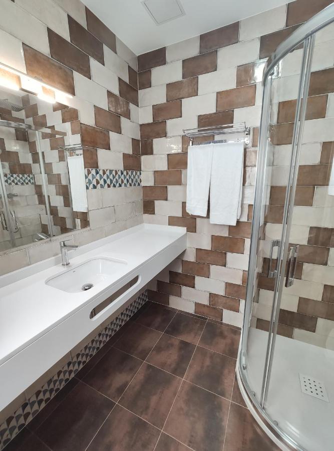 Hostal Oleo Auto Check-In Сантандер Экстерьер фото