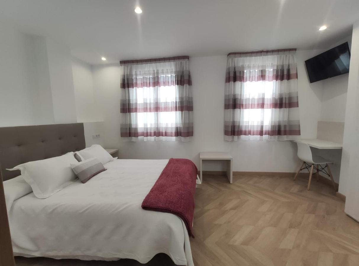Hostal Oleo Auto Check-In Сантандер Экстерьер фото